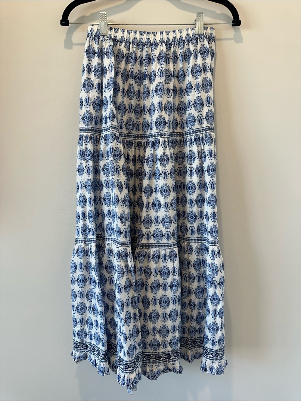 Max Studio Women’s Blue White Patterned Print Tiered Maxi Skirt Size XS